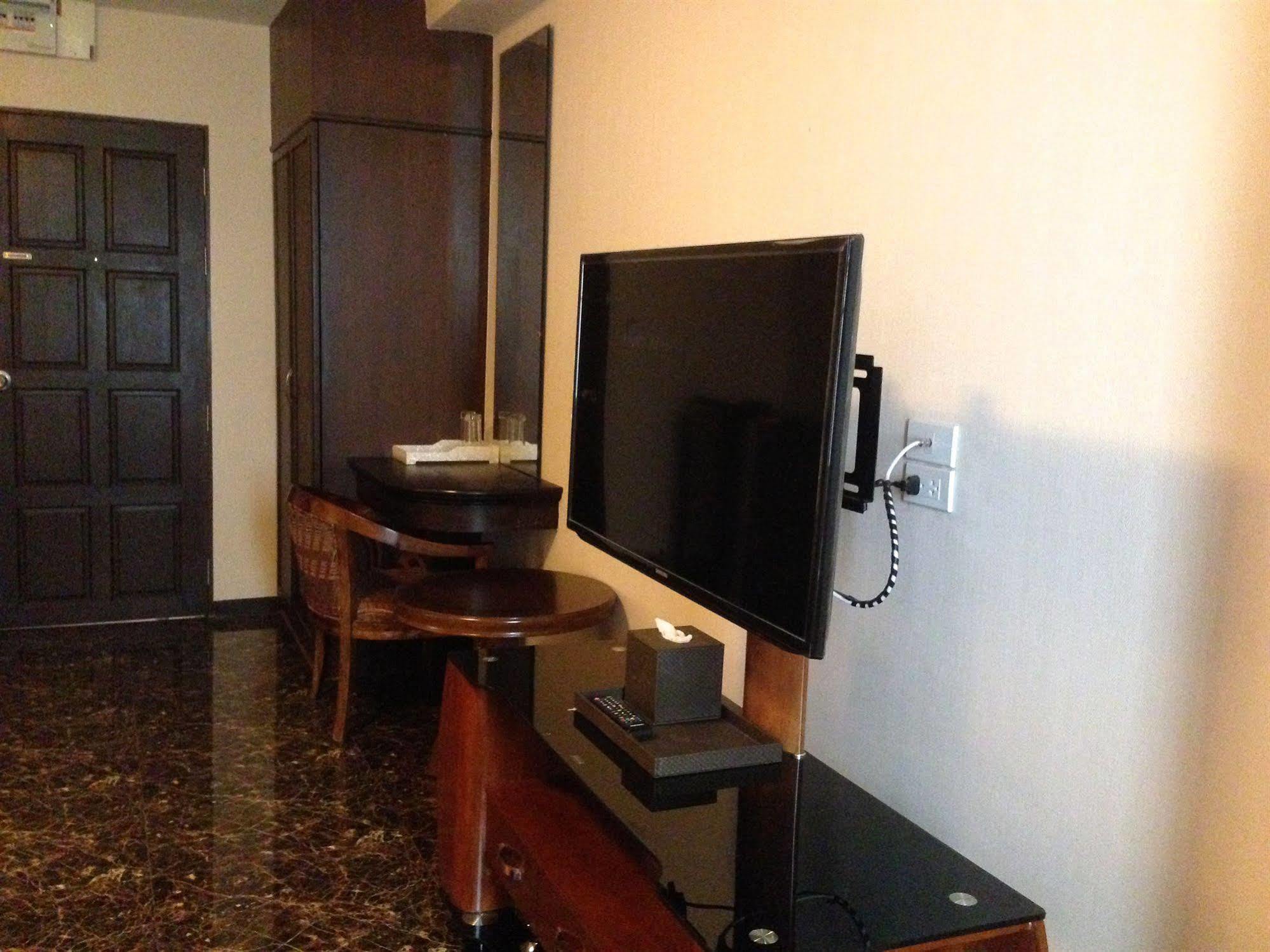 Katesiree House Hotel Pattaya Exterior photo