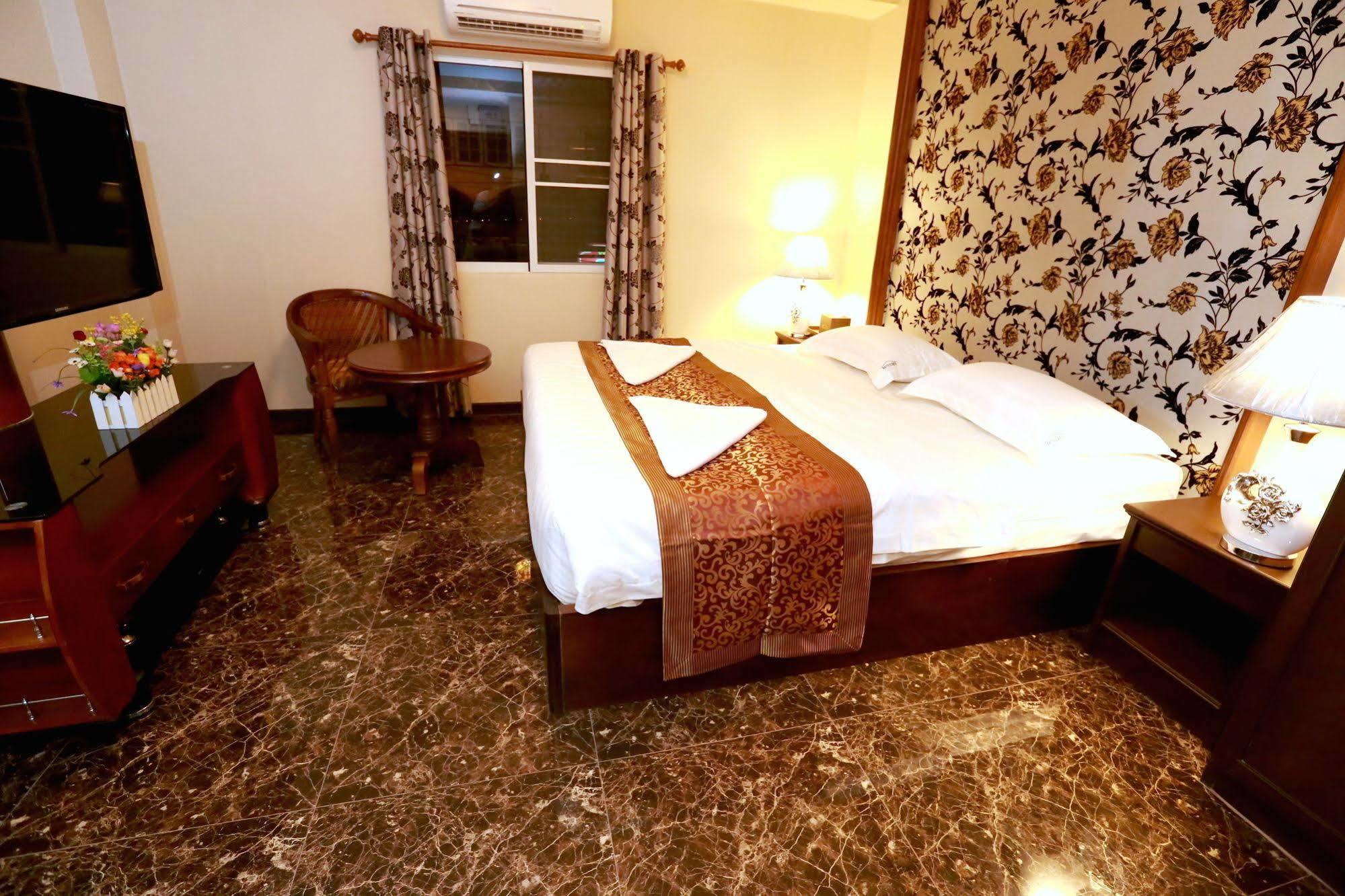 Katesiree House Hotel Pattaya Exterior photo